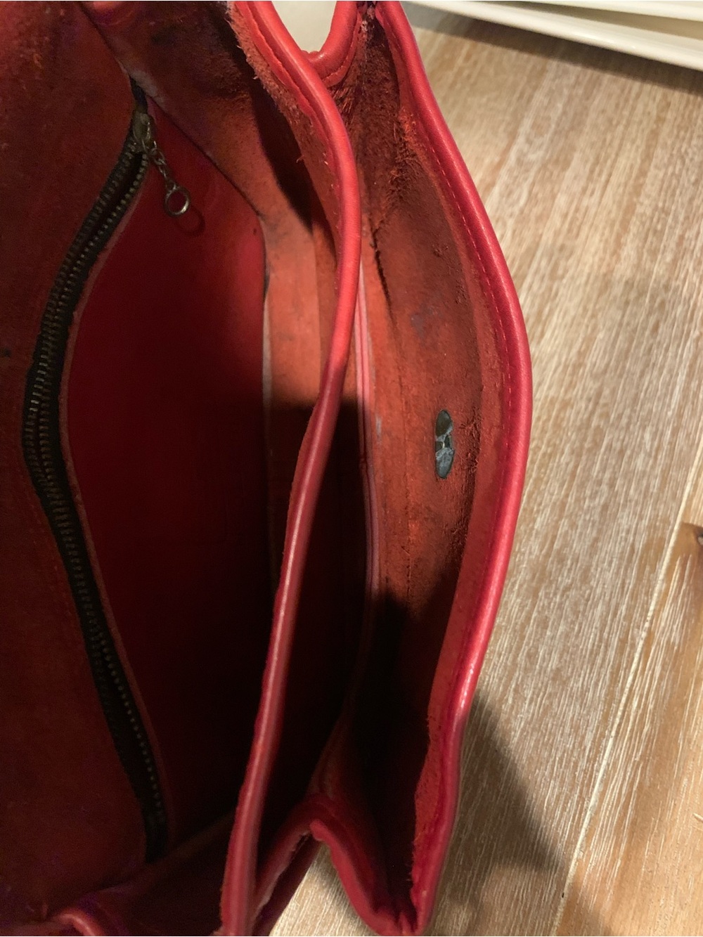 Rare vintage Coach Red Leather Crossbody  Bag with Turn-Lock - Picture 14 of 15